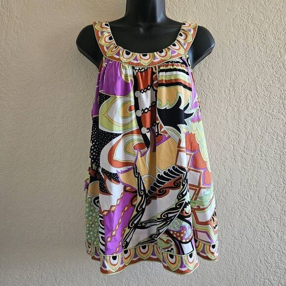 Eci Sleeveless Blouse - Picture 1 of 8